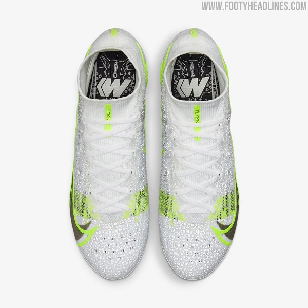 Thông tin mới: phát hành giày bóng đá Nike Mercurial 'Silver Safari' - được CR7 mang 02