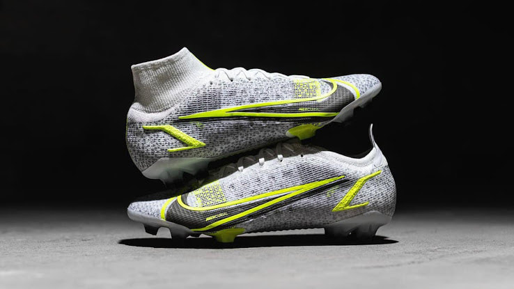 Thông tin mới: phát hành giày bóng đá Nike Mercurial 'Silver Safari' - được CR7 mang 01
