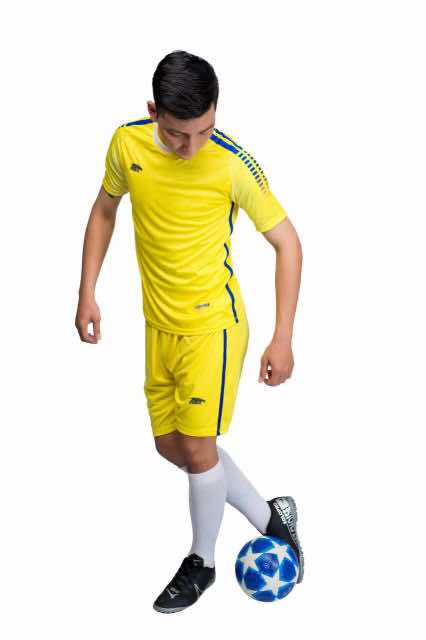 Áo bóng đá không logo RIKI QUATOR thun lạnh cao cấp màu Vàng