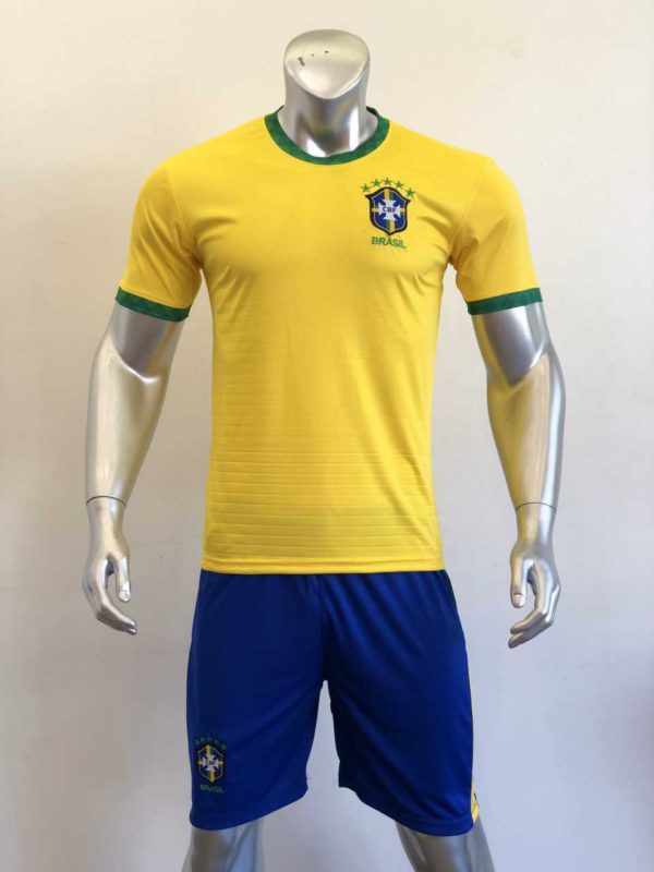 ​Áo Đội Tuyển Brazil mùa giải 20-21 màu Vàng