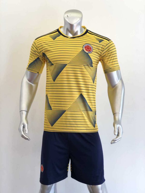 Áo Đội Tuyển Colombia mùa giải 20-21 màu Vàng